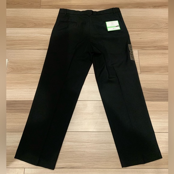 Black Dockers Golf Performance Pants; 36x32; Pleated Relaxed Fit - Picture 3 of 3